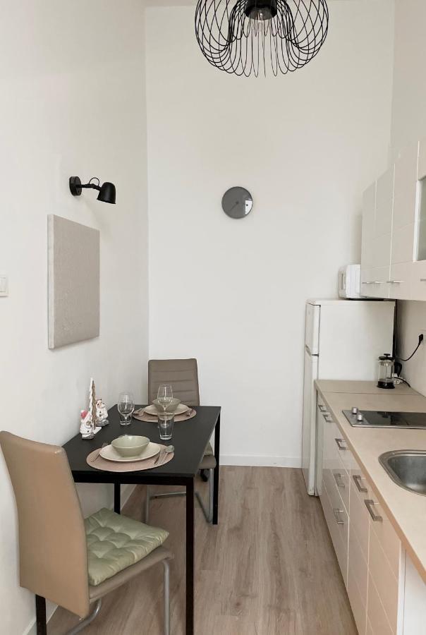 Cozy Apartment In Central בודפשט מראה חיצוני תמונה